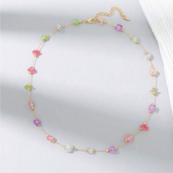 Chic Crystal Necklace with Pastel Accents A1468 - Picture 1 of 3